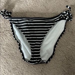 matching striped bikini bottoms